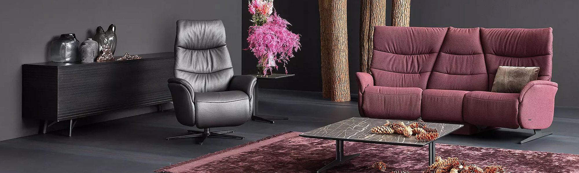 SURREY: WHITMORE JONES QUALITY RETAILER FOR himolla FURNITURE